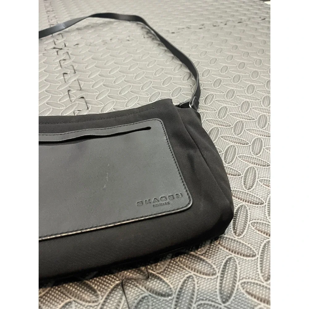 Skagen‎ Crossbody Bag Womens OS Black Nylon Leather Trim Minimalist Messenger